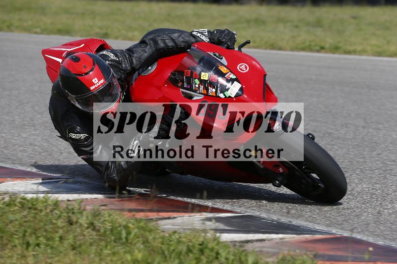 /Archiv-2024/17 01.05.2024 Speer Racing ADR/Gruppe rot/899